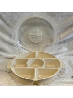 Vintage Rubbermaid Servin Saver Vegetable Tray 12" Divided‎ Round Container Lid